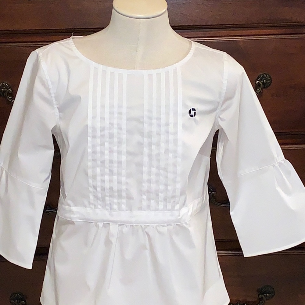 Blouse Chase apparel. Crisp white, summery.